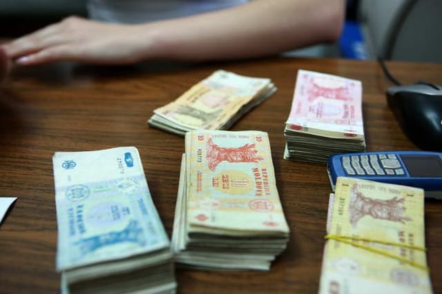 Depunerea cererilor pentru compensaţii la plata agentului termic