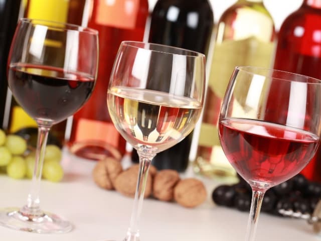 Fluxurile financiare ale vinificatorilor din Moldova în perioada 2006-2013 s-au redus cu 373,5 mil. ($26 mil.) – Oficiul Viei și a Vinului