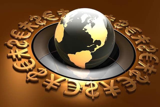 Cererea de valută din partea agenților economici a sporit în luna mai