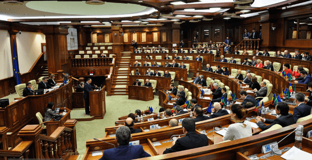 Parlamentul a ratificat împrumutul de 150 de milioane de euro oferit de România