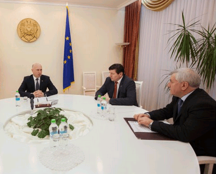 Guvernul caută soluții pentru prețuri mai accesibile la pîine și ulei