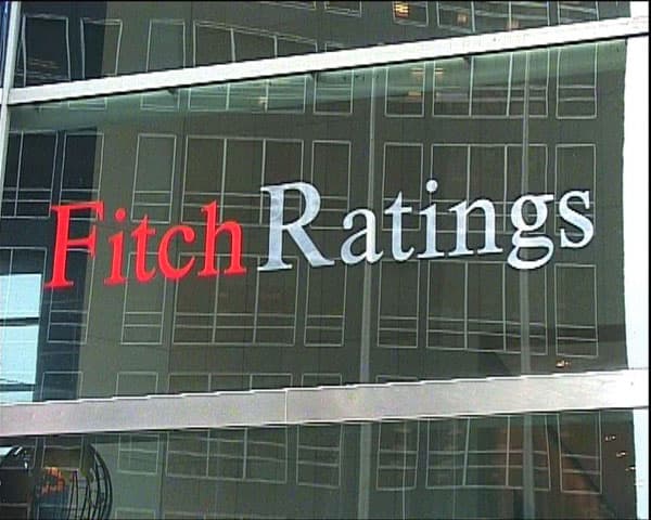 Fitch: Налоговый маневр может привести к росту цен на бензин