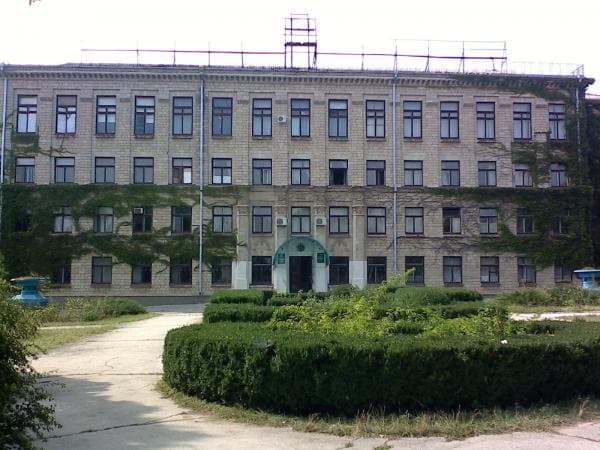 Centrele agricole lichidează institutul de horicultură