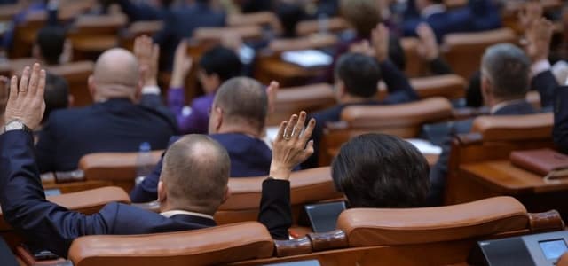 UAT din România: din 2018, buget minim de funcţionare de 750 RON pe locuitor