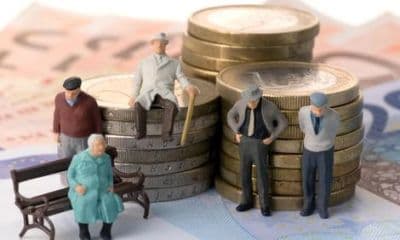Politicieni britanici beneficiază de un sistem secret de pensii, care va lua 227.000 de euro din banii publici