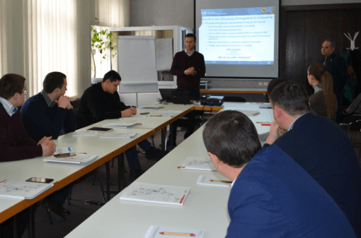 Un grup de antreprenori moldoveni s-au informat despre metodele de implementare a Sistemului de Management Energetic în companii