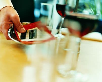 Romania: Fără bon fiscal, clienţii nu vor mai achita nota în restaurante şi baruri (propunere)