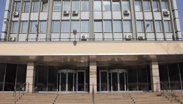 Лей укрепился к доллару и евро