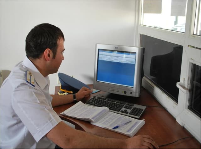 La vamă a fost introdusă procedura electronică de declarare a mărfurilor