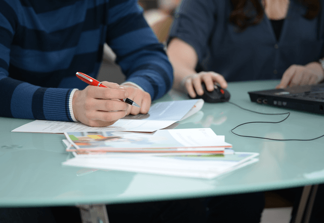 Activități de educare a conformării benevole