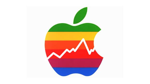 Apple разделила свои акции