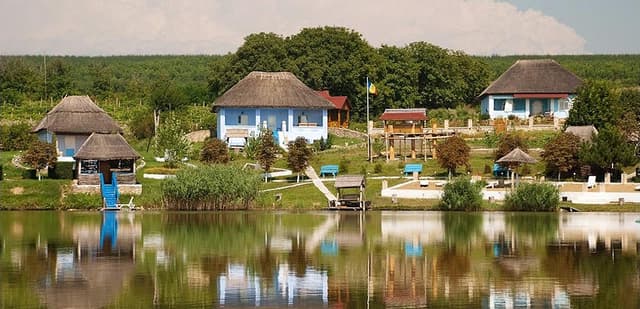 Numărul turiştilor cazaţi la structurile de primire turistică, în creștere