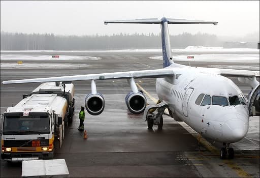 Сумма акцизов, уплаченных при импорте авиационного бензина, горючего и реактивного топлива будет возвращаться экономическим агентам