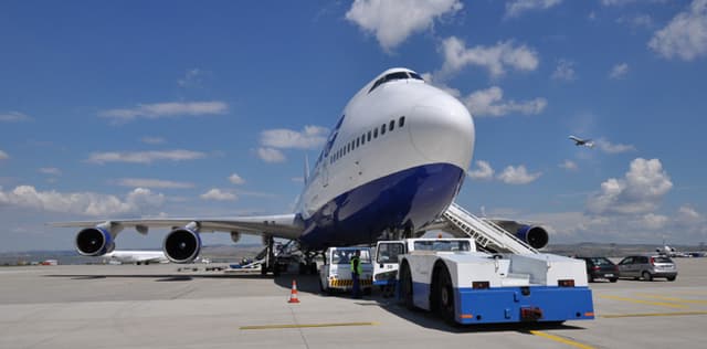 Акционерное общество Aeroport Handling будет реорганизовано в общество с ограниченной ответственностью