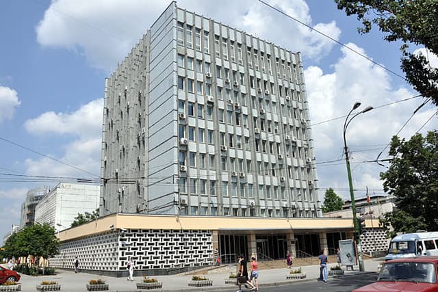 Unități de schimb valutar, sancționate anul trecut de Banca Națională