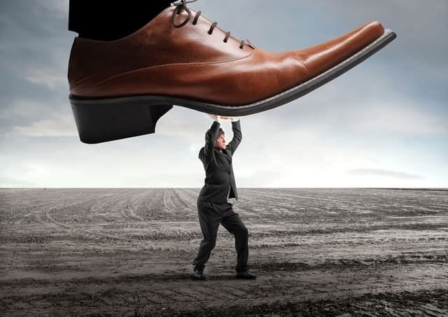 Precizarea noțiunii de practici comerciale neloiale