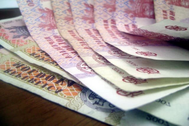 Мэрия столицы вынуждена брать кредит на зарплаты сотрудникам