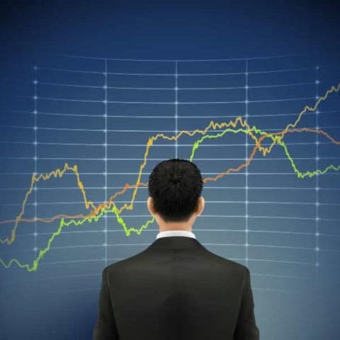 В 2019 г. среднемесячная зарплата по экономике составит 6975 леев