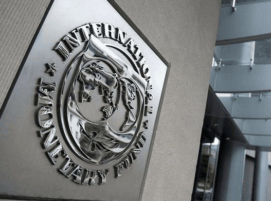 FMI: Schimbarea politicii monetare a SUA va duce la creşterea volatilităţii în pieţe