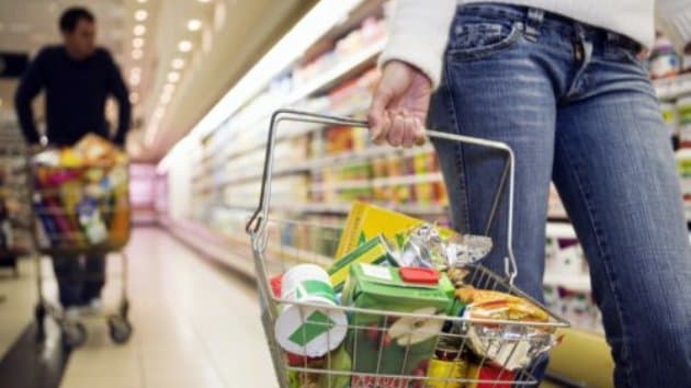 Dreptul consumatorilor la informare cu privire la produsele alimentare va fi garantat prin lege