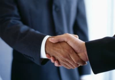 Инвесторы из Бангладеш построят в Молдове текстильную фабрику