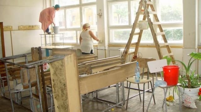 Peste 140 mln lei, alocați pentru reparația școlilor din țară