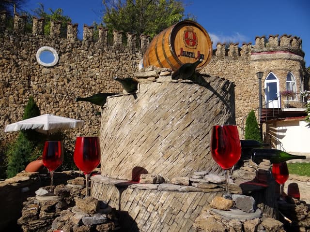 ”Cricova" şi ”Mileştii Mici" nu vor plăti taxa pentru aplicarea simbolicii locale pe produsele lor