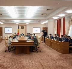 Guvernul a aprobat noile salarii ale pretorului şi vicepretorului sectorului municipiului Chişinău