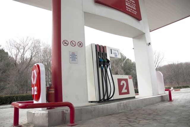 Agenţia pentru Protecţia Consumatorilor a depistat încălcări la o serie de staţii de alimentare