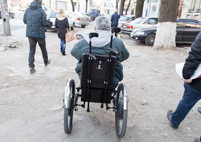 Единые пособия на поездки получат люди с ограниченными возможностями