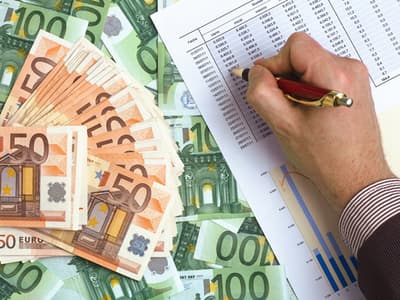 Guvernul Poloniei a aprobat primele două dosare de finanțare