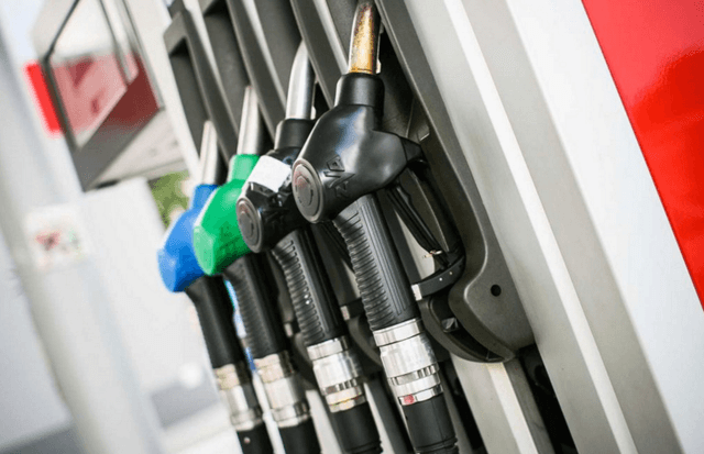Fermierii moldoveni vor putea importa produse petroliere fără taxe