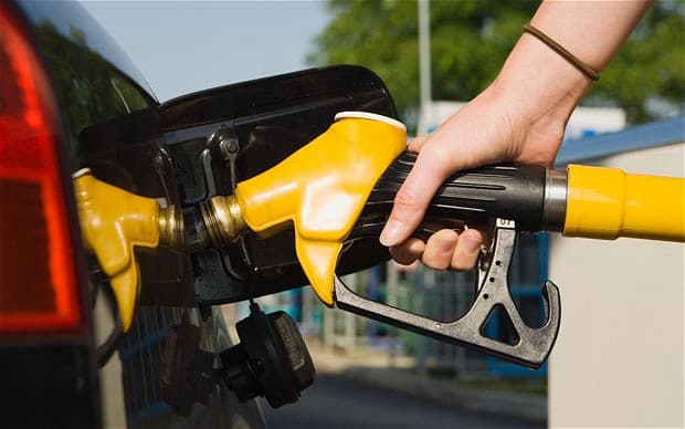 WSJ: Moldova are de câștigat în urma reducerii prețului la petrol