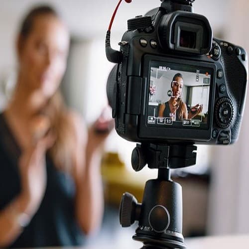 Impozitarea plăților acordate blogherilor/influencerilor