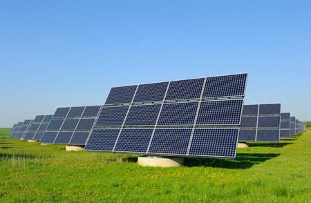 ANRE micșorează tariful pentru energia electrică produsă din surse regenerabile