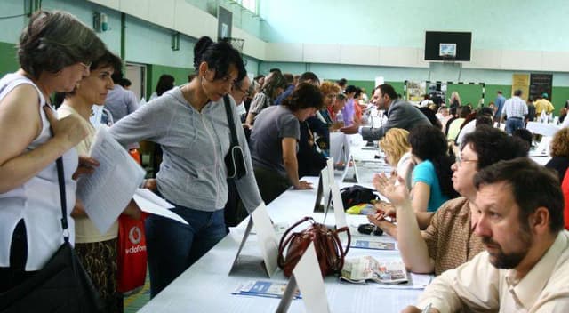 Peste 50 de mii de tineri din Moldova sînt şomeri