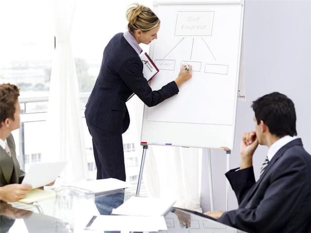 IFS pe raionul Ungheni: Seminar pentru agenţii economici nou-înregistraţi în scopul de prevenire a fraudelor fiscale