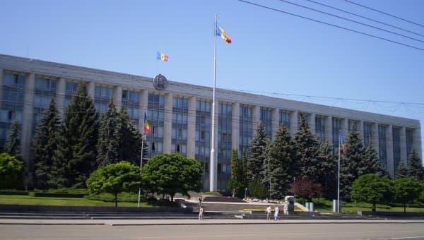 Правительство Молдовы приняло постановление о мерах по подготовке национальной экономики и социальной сферы