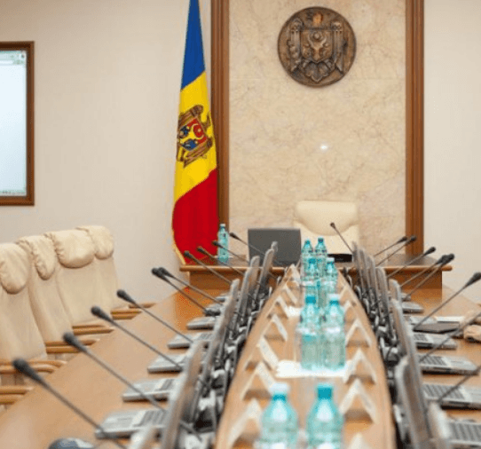 Peste 50 de hotărâri Guvernului Gaburici pot fi declarate neconstituționale