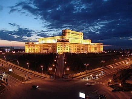 Guvernul roman introduce noi taxe. A promis în faţa FMI