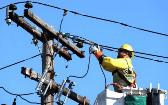 Consumatorii din Moldova ar putea să-și aleagă singuri furnizorul de energie electrică