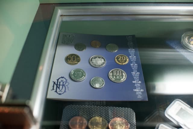 Rebrandingul bancnotelor se recomandă odată la  8-10 ani