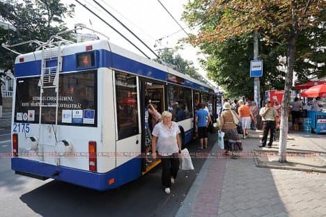 С сегодняшнего дня в Кишиневе появятся ночные троллейбусы