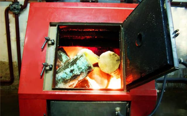 Peste 250 de cereri de subvenţionare a cazanelor pe biomasă au fost depuse în prima zi