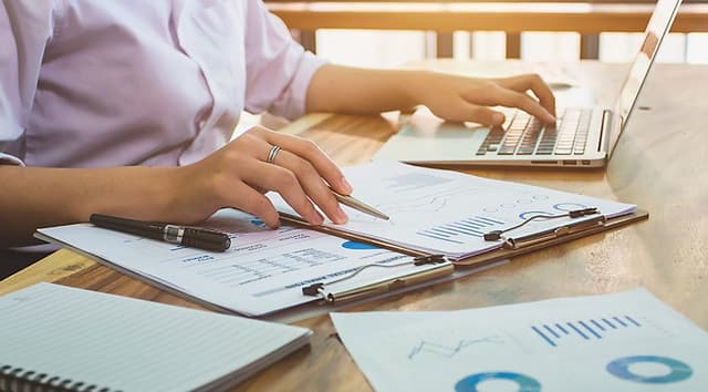 FASB обновляет ряд стандартов по финансовым услугам и представлению отчетности