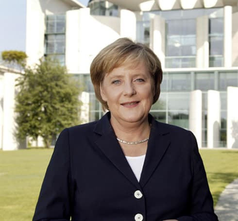 Merkel dă vina pe Italia şi Franţa pentru stagnarea economiei UE