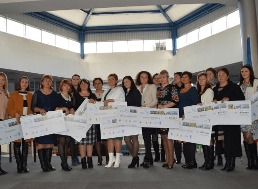 Женщины-предприниматели из 17 сельских населенных пунктов получили гранты на развитие бизнеса