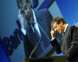 Прибыль крупнейшего в Германии банка сократилась почти в 15 раз