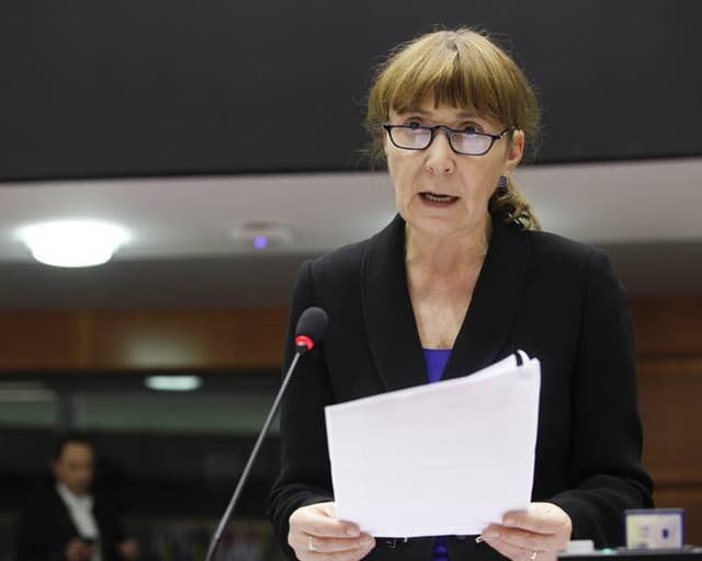 Proiectul privind confiscarea averilor ascunse de infractori pe numele rudelor a fost adoptat de Parlamentul European