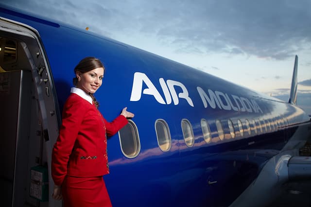 Compania de Stat „Air Moldova” a scos la vînzare un avion Embraer 120
